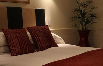 Thameside Hotel Reading Extérieur photo