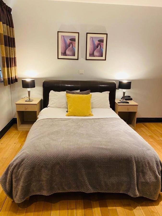 Thameside Hotel Reading Extérieur photo